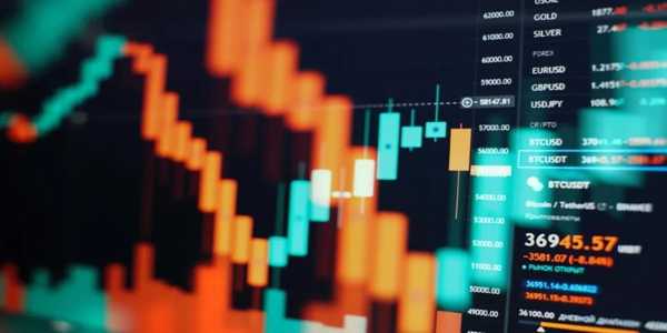 7 Best Sector-Specific ETFs To Consider Now